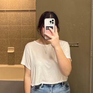 White crop teeshirt. Very soft! Only worn once. American eagle